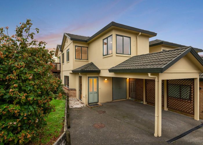  at 1/6 Sunnydale Place, Albany, North Shore City, Auckland