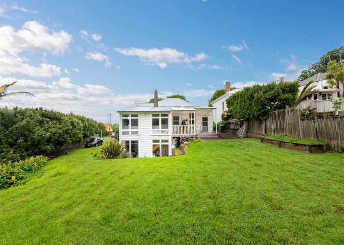  at 10 Millais Street, Grey Lynn, Auckland City, Auckland