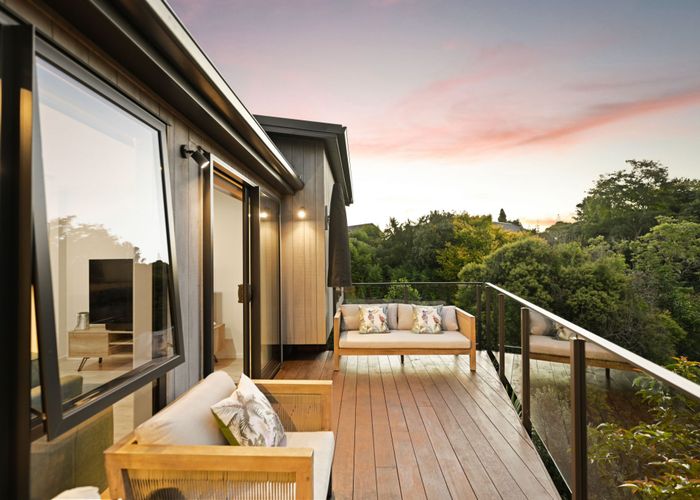  at 2B Edgecumbe Street, Whitiora, Hamilton, Waikato