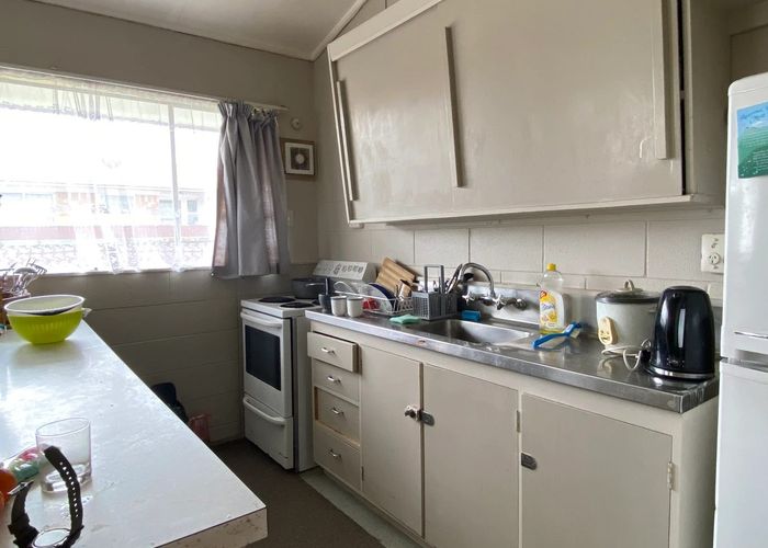  at 8a June Place, Hamilton East, Hamilton, Waikato