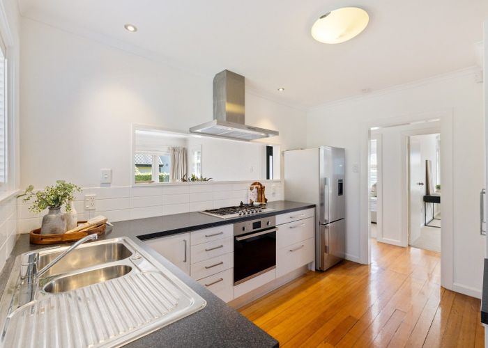  at 131 Hamilton Avenue, Fendalton, Christchurch City, Canterbury