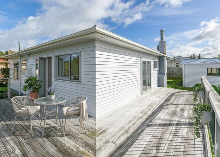  at 86 Ruskin Road, Newlands, Wellington, Wellington