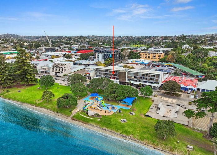  at 7/87 Clyde Road, Browns Bay, Auckland