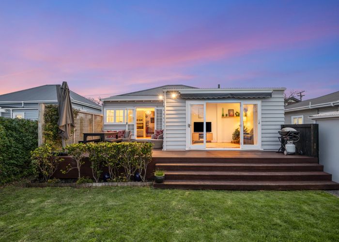  at 4 Halesowen Avenue, Sandringham, Auckland City, Auckland