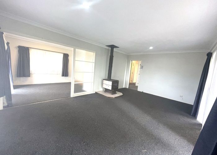  at 35 Kirby Street, Glendene, Waitakere City, Auckland