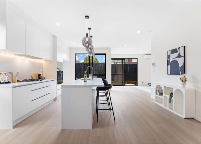  at 78D Seaview Road, Glenfield, North Shore City, Auckland