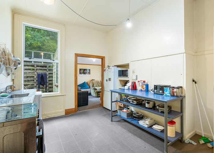 at 154 Queen Street, North Dunedin, Dunedin