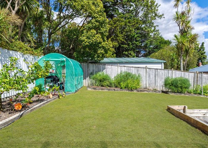  at 14 Acacia Road, Torbay, Auckland