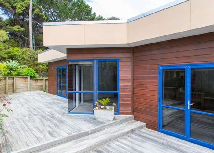  at 8 rimu rise, Albany, North Shore City, Auckland