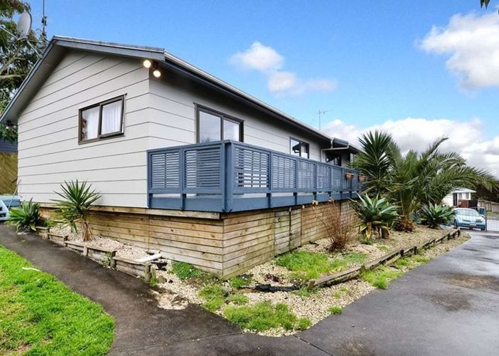  at 5 Moxham Grove, Massey, Auckland