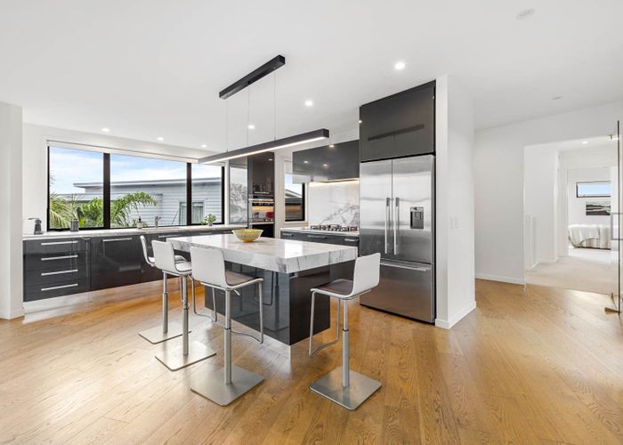  at 4C Beach Road, Castor Bay, North Shore City, Auckland