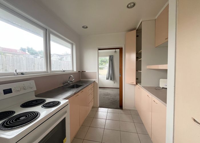  at 76 Priestley Drive, Bucklands Beach, Manukau City, Auckland