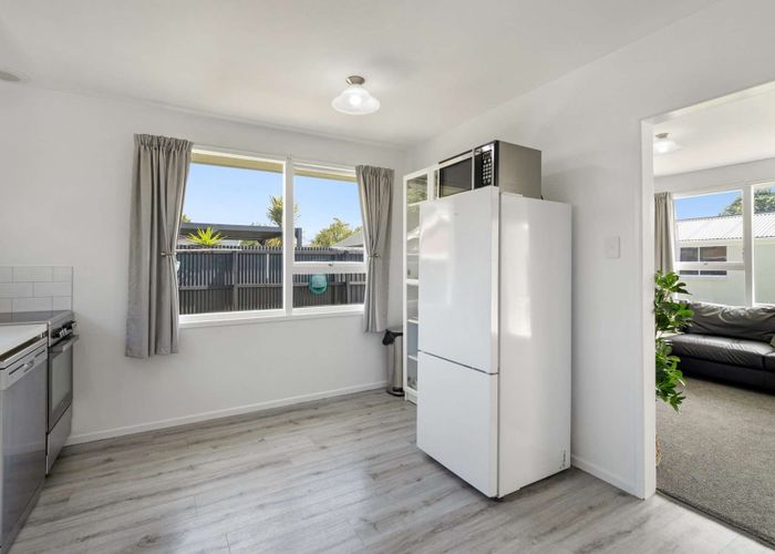  at 2/161 Beach Road, North New Brighton, Christchurch