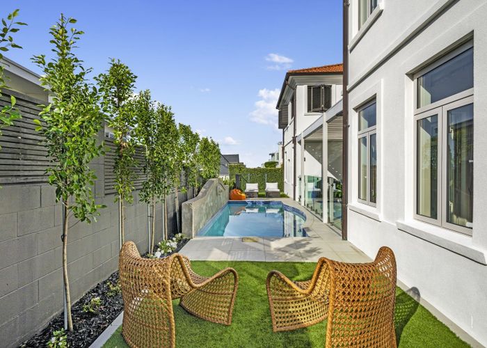  at 18 Holgate Road, Kohimarama, Auckland