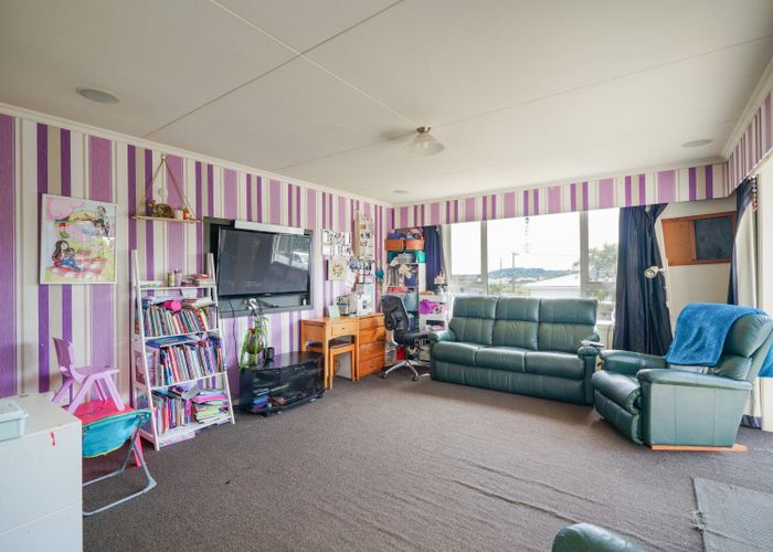  at 9 Severn Street, Clifton, Invercargill, Southland