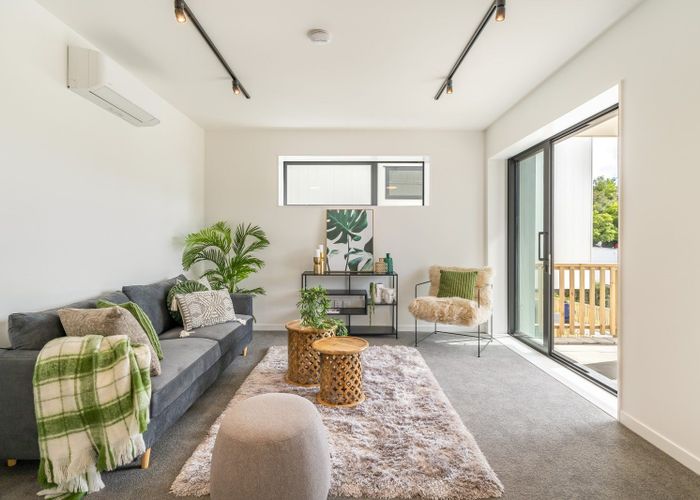  at 2/67 Tiketike Way, Brooklyn, Wellington