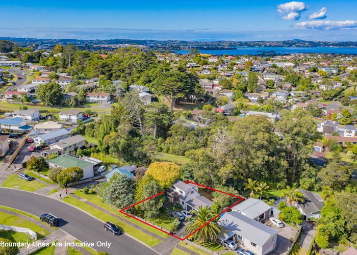  at 33 Elizabeth Drive, West Harbour, Auckland