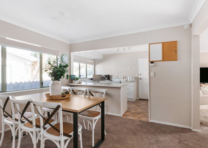  at 27 Sunvale Place, Gate Pa, Tauranga, Bay Of Plenty