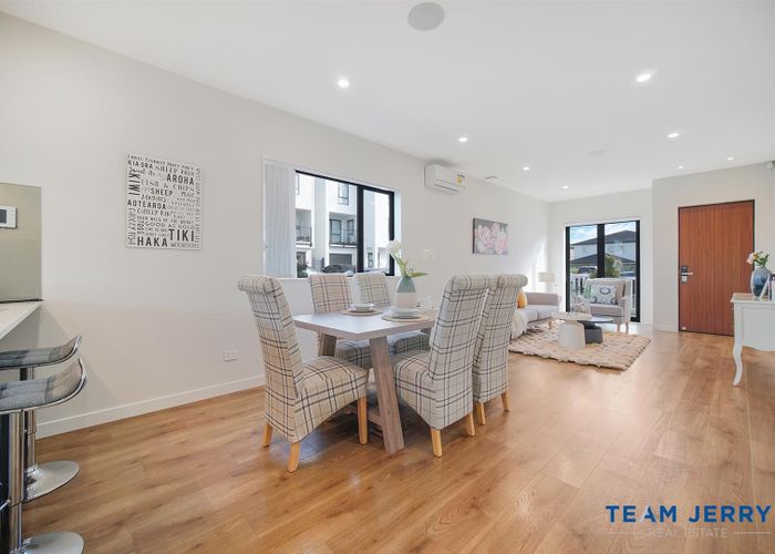  at 22 Laquinta Place, Flat Bush, Auckland