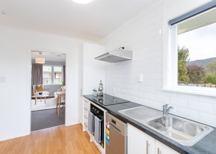  at 4/28 Dunns Street, Silverstream, Upper Hutt, Wellington