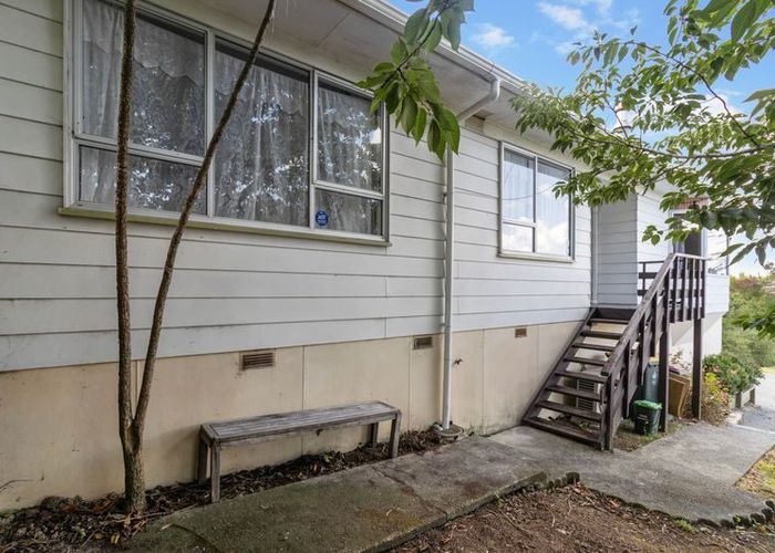  at 10 Everglade Drive, Goodwood Heights, Manukau City, Auckland