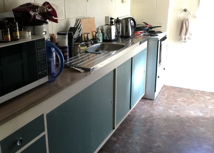  at 1/206 River Road, Claudelands, Hamilton