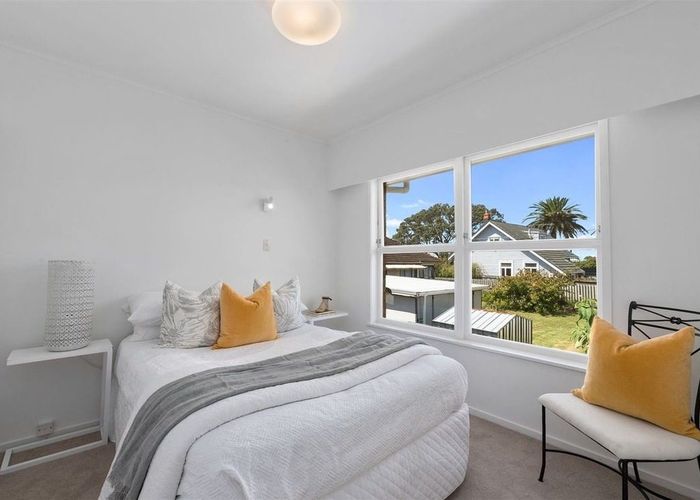  at 4/11 Wicklow Road, Devonport, North Shore City, Auckland