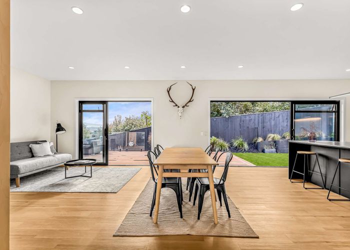  at 3 Broadview Way, Richmond, Richmond