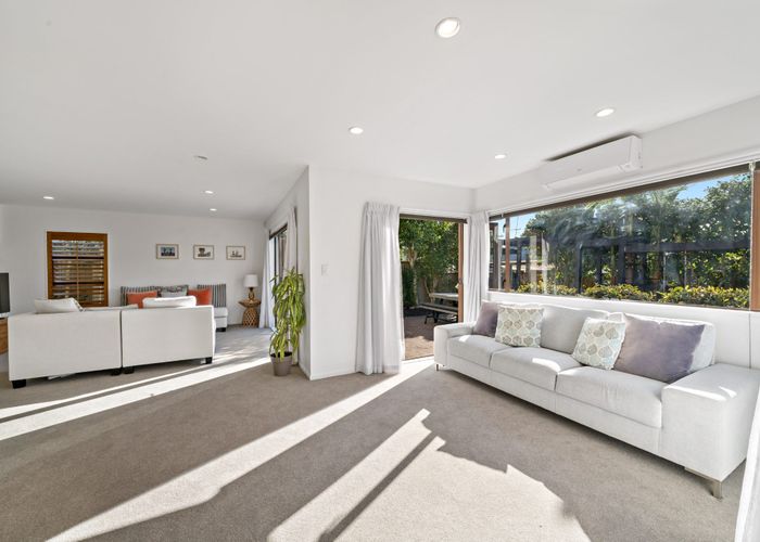  at 2/13 Waiatarua Road, Remuera, Auckland City, Auckland