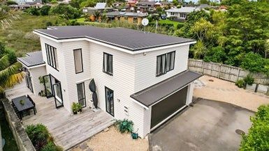  at 27 Tamaki Bay Drive, Pakuranga, Auckland