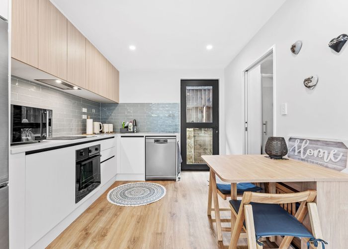  at 21 Hinonga Loop, Millwater, Rodney, Auckland