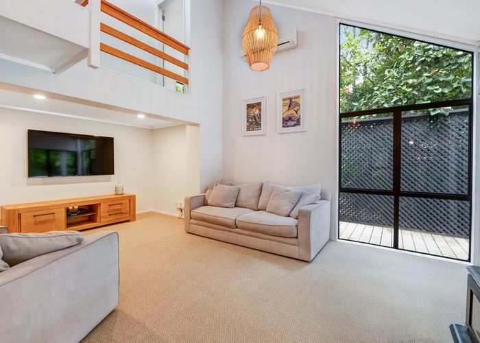  at 7 Emery Grove, Bayview, North Shore City, Auckland