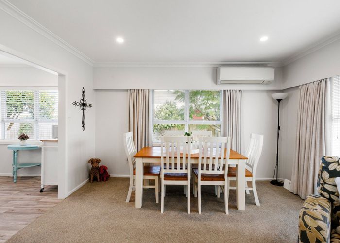  at 4 Walter Street, Fairfield, Hamilton