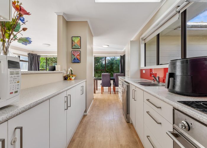  at 81 Taylor Road, Mangere Bridge, Manukau City, Auckland
