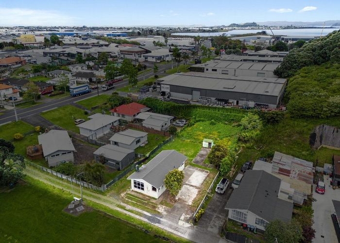  at 61 Portage Road, Otahuhu, Auckland
