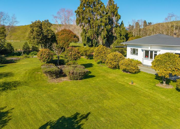  at 238 Higgins Road, Wakefield, Wakefield