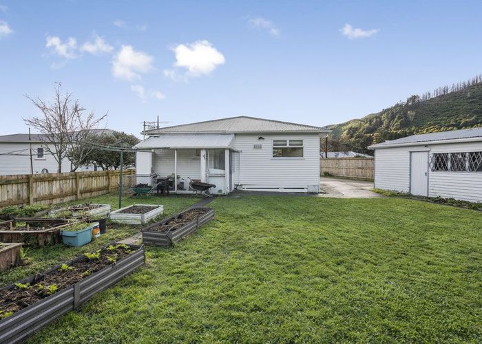  at 18 Heath Street, Wainuiomata, Lower Hutt