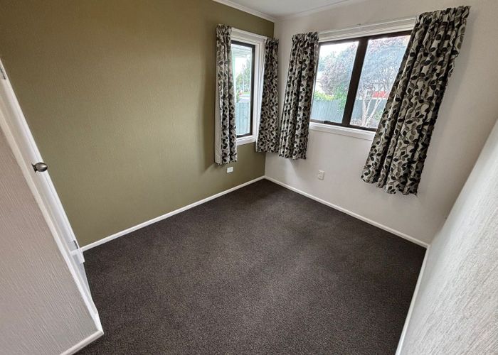  at 28 Evans Road, Weymouth, Manukau City, Auckland