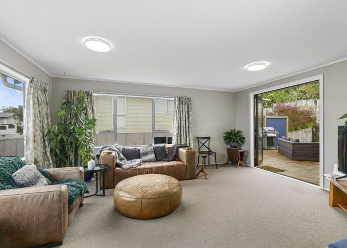  at 14 Kaitangata Crescent, Kelson, Lower Hutt, Wellington