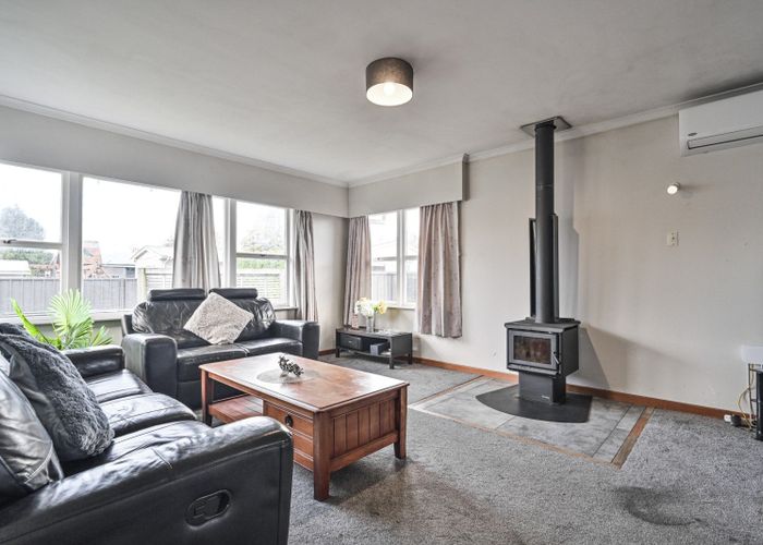  at 702E Park Road South, Akina, Hastings, Hawke's Bay
