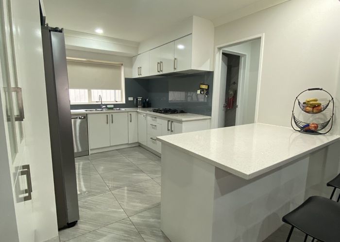  at 40 Baverstock Road, Flat Bush, Manukau City, Auckland