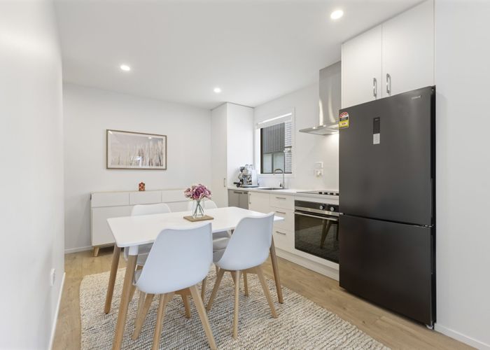  at 52A Rutland Road, Mount Wellington, Auckland