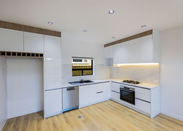  at 1/48 Victor Street, Avondale, Auckland