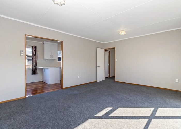  at 6 Margaret Place, Deanwell, Hamilton, Waikato