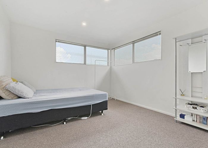  at 33 Carder Court, Hobsonville, Waitakere City, Auckland