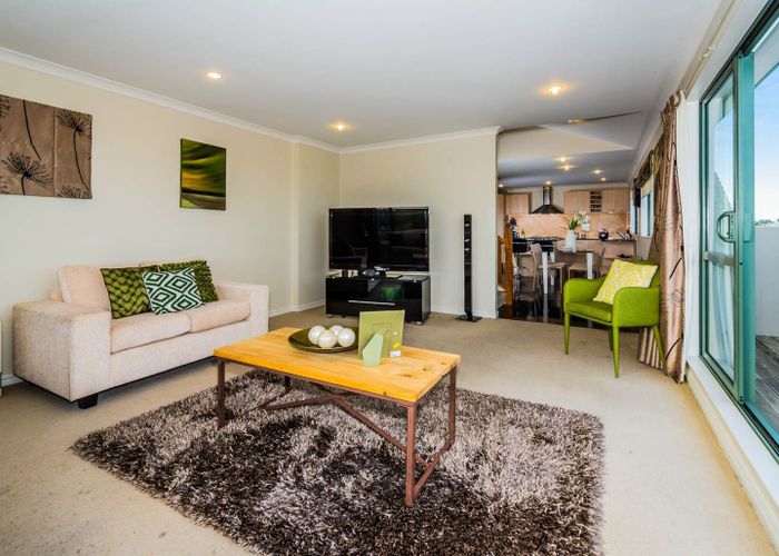  at 43 ballymore, Pinehill, North Shore City, Auckland