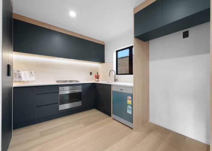  at Lot 3, 8 Woburn Street, Mangere East, Manukau City, Auckland