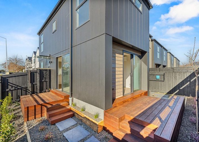  at 1/102 Warrington Street, St. Albans, Christchurch City, Canterbury