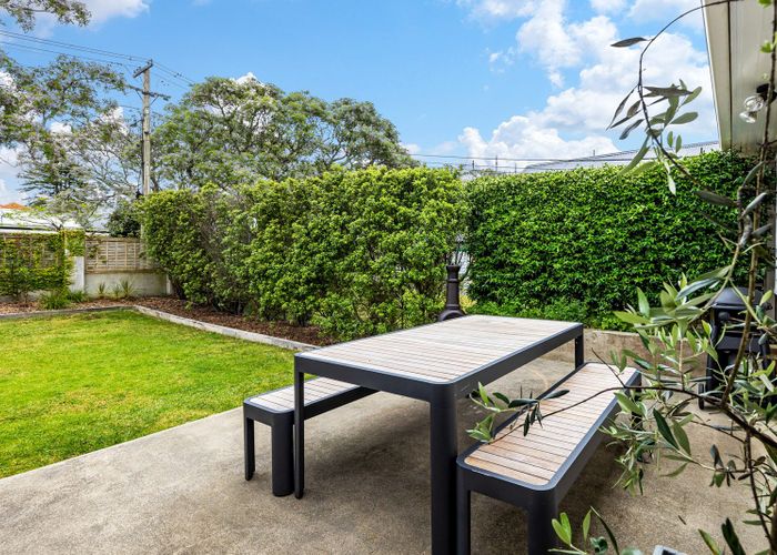  at 47 Riro Street, Point Chevalier, Auckland