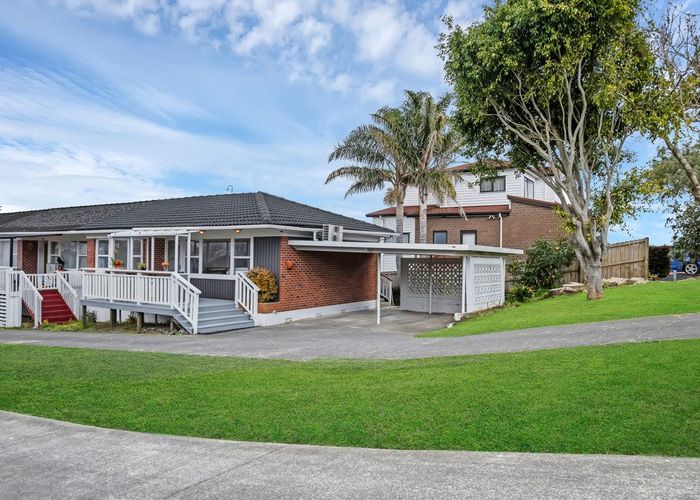  at A/16 Grassways Avenue, Pakuranga, Manukau City, Auckland